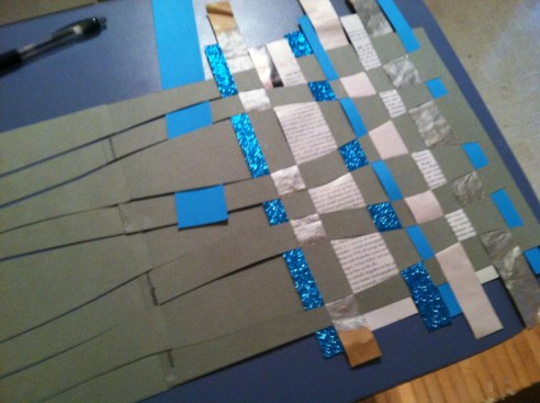 Use the same technique (over/under) for a wavy line base to achieve a different look.