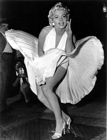 marilyn_monroe_white_dress_blo_medium